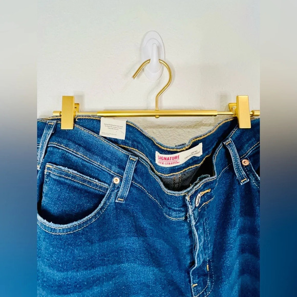 NWT Levi's Signature Heritage High Rise Straight Dark Wash Womens Blue Jeans 22 - Picture 5 of 9